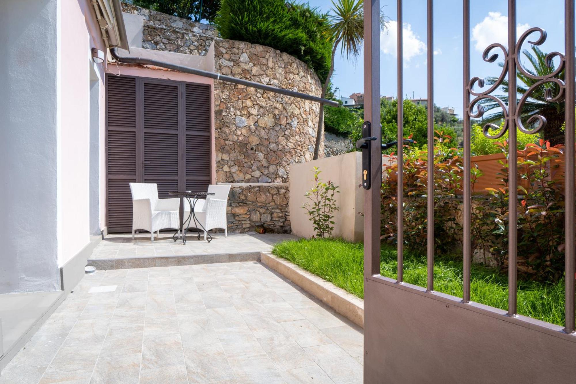 Residence Villa Il Casale - Appartamenti Wellness E Piscina Riscaldata Tovo San Giacomo Exterior foto